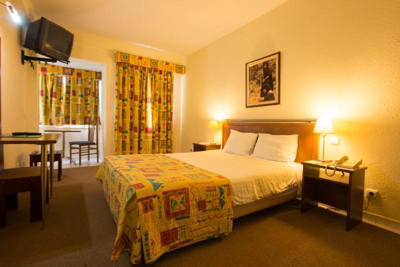 Express & - Principe Real By Ihg Hotel Lissabon